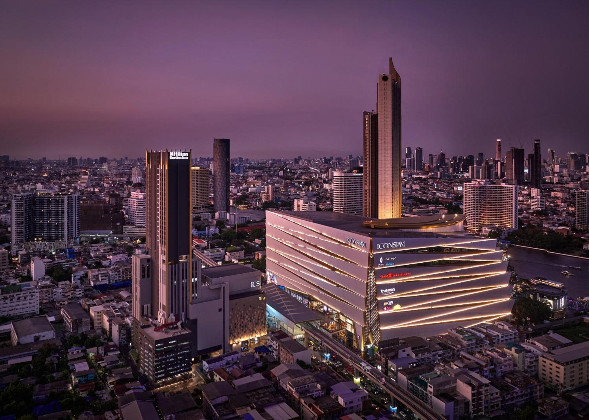 Hilton Garden Inn Bangkok Riverside Buitenkant foto